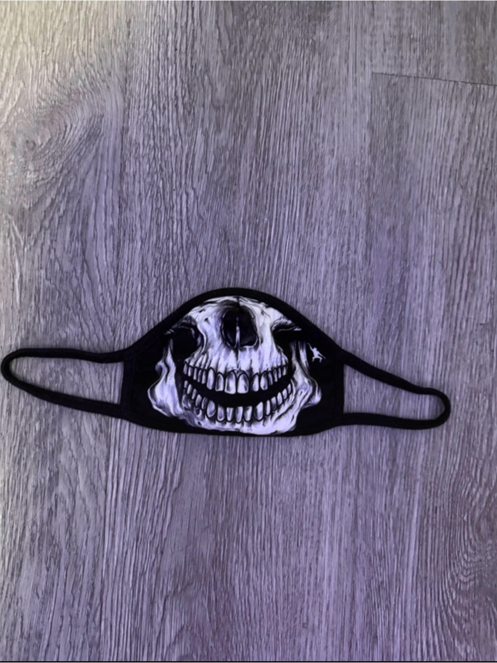 Black Skull Print Face Mask for Women - Stylish Protective Covering